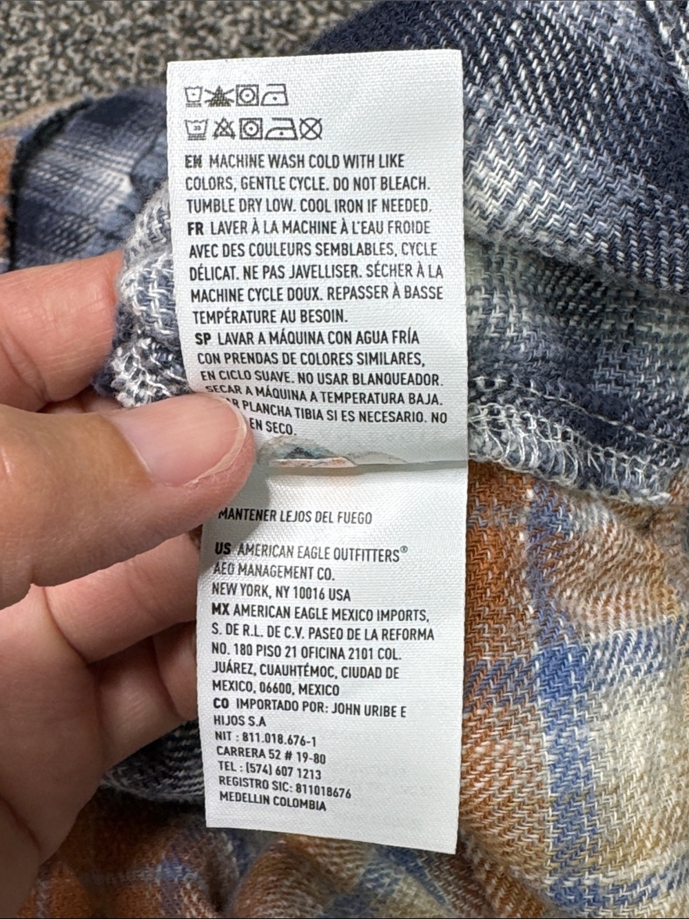 American Eagle Multi Plaid Long Sleeve Flannel Shirt Size Medium - Picture 5 of 5